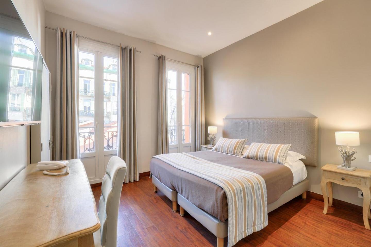 Hotel Lepante Nice Luaran gambar